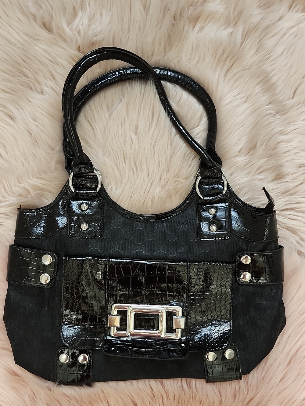 DEAL!! Brand New UNBRANDED NYLON & FAUX PATENT LEATHER SHOULDER BAG